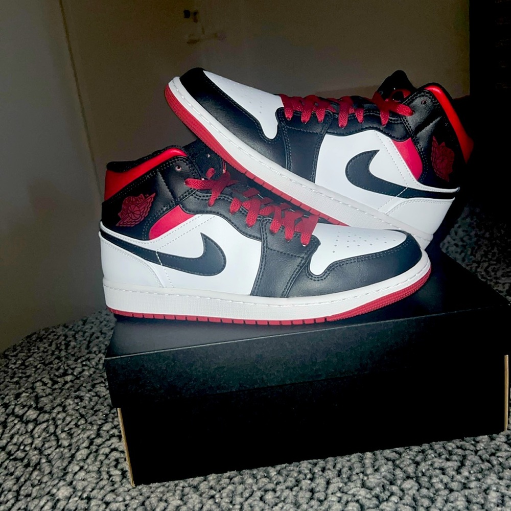 New jordan sneakers